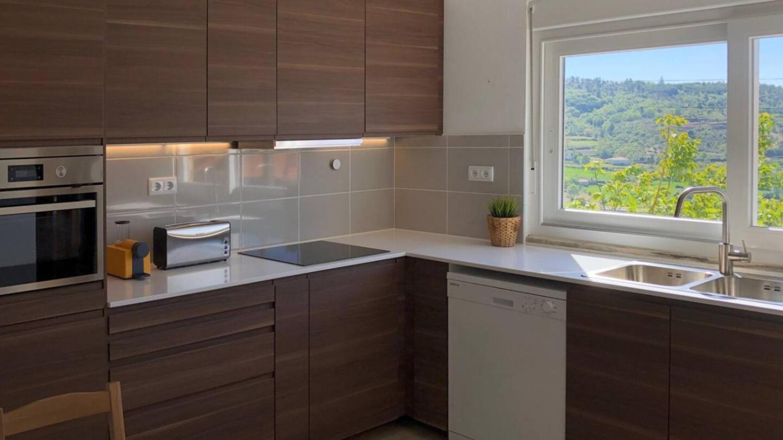Private V3 Equipped Kitchen & Pool Villa Teixoso Bagian luar foto